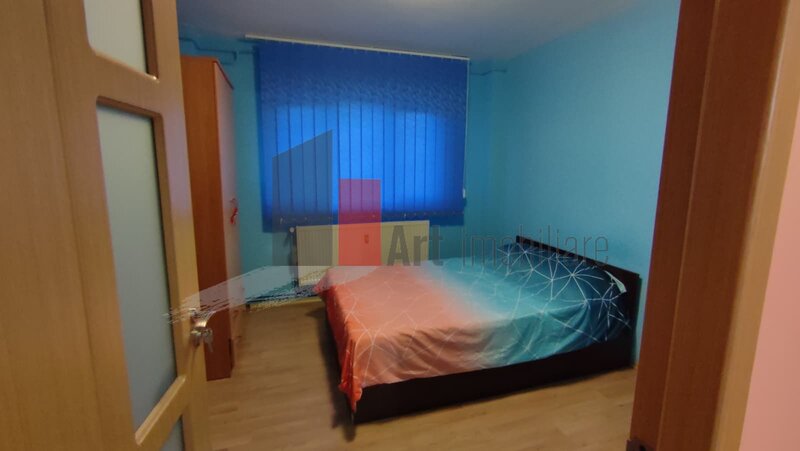 Margeanului, Rahova, apartament cu doua camere de vanzare, cu centrala.